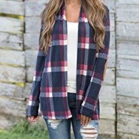 Sold! 🎈Plaid Cardigan Size M - Picture 2 of 4